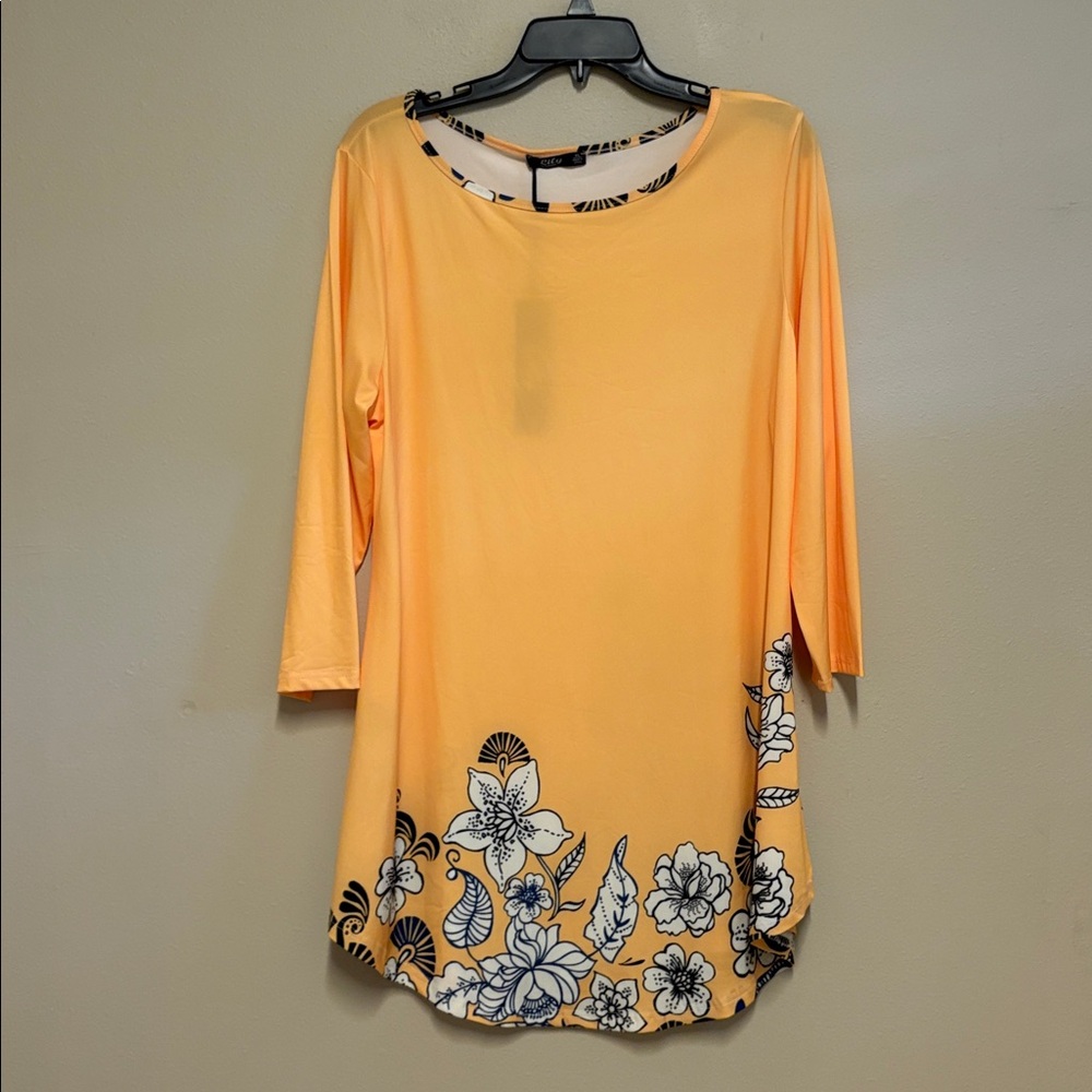 NWT! Lily by Firmiano floral print tunic size XL